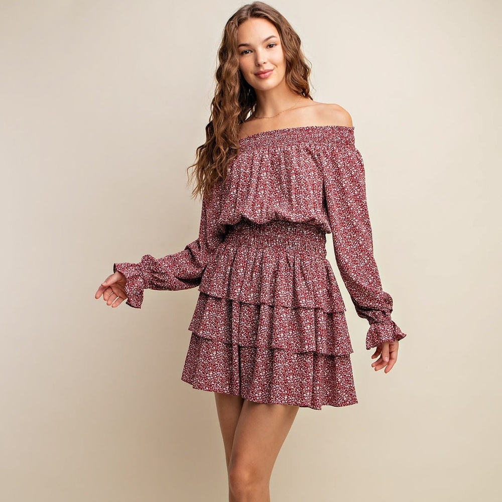 Tiered off the sholder mini size M